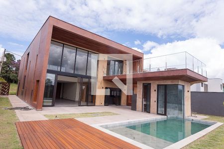 Apartamento à venda com 494m², 4 quartos e 4 vagas Apartamento à venda com 494m², 4 quartos e 4 vagasPiscina