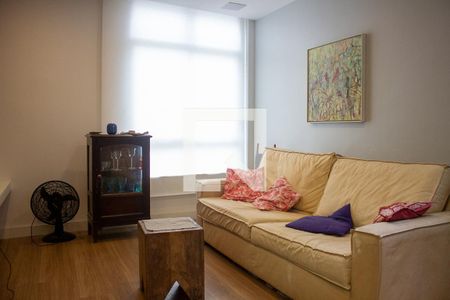 Apartamento à venda com 65m², 2 quartos e 1 vagaSala