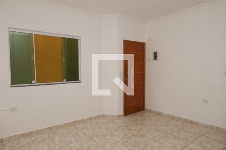 Sala de casa de condomínio para alugar com 2 quartos, 65m² em Parada Xv de Novembro, São Paulo