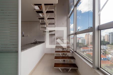 Escada de apartamento à venda com 1 quarto, 67m² em Santana, São Paulo