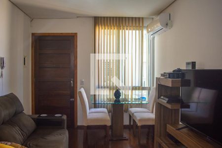 Sala de apartamento à venda com 2 quartos, 55m² em Camaquã, Porto Alegre