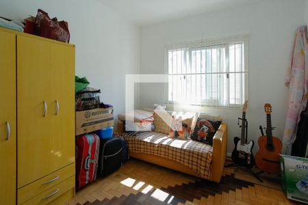 Quarto 1 de casa à venda com 4 quartos, 170m² em São Geraldo, Porto Alegre