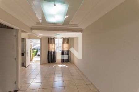 Sala de casa de condomínio à venda com 3 quartos, 80m² em Parque Beatriz, Campinas