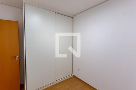 Quarto 1 de apartamento para alugar com 3 quartos, 89m² em Indaiá, Belo Horizonte