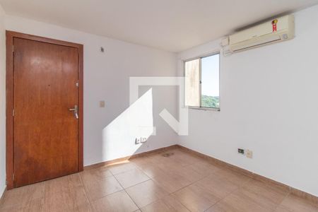 Sala de apartamento à venda com 2 quartos, 30m² em Vila Nova, Porto Alegre