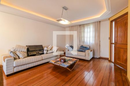 Sala de casa à venda com 3 quartos, 250m² em Nonoai, Porto Alegre