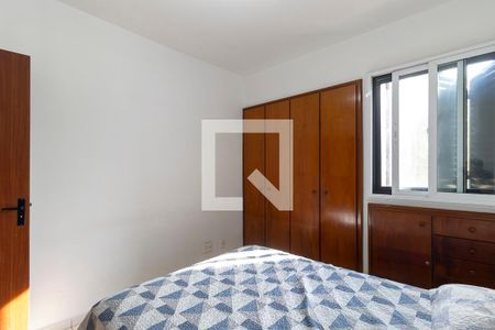 Quarto de apartamento à venda com 1 quarto, 50m² em Centro, Campinas