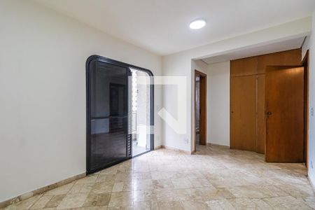 Apartamento para alugar com 128m², 3 quartos e 2 vagas Apartamento para alugar com 128m², 3 quartos e 2 vagasSuíte