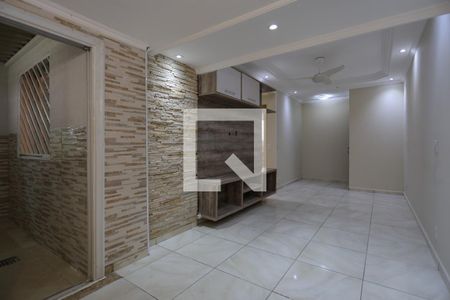 Sala de apartamento para alugar com 2 quartos, 55m² em Vila Dionisia, São Paulo