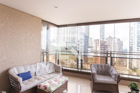 varanda sala de apartamento para alugar com 4 quartos, 271m² em Vila da Serra, Nova Lima