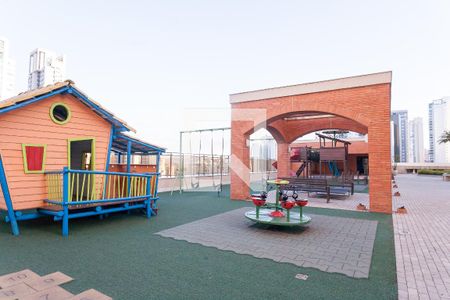 Apartamento à venda com 271m², 4 quartos e 4 vagas Apartamento à venda com 271m², 4 quartos e 4 vagasPlayground