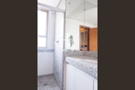 Apartamento à venda com 271m², 4 quartos e 4 vagas Apartamento à venda com 271m², 4 quartos e 4 vagasbanheiro suite 2