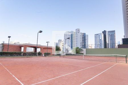 Apartamento à venda com 271m², 4 quartos e 4 vagas Apartamento à venda com 271m², 4 quartos e 4 vagasquadra de tenis