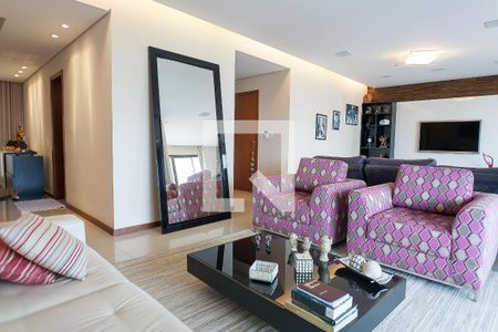 sala de visitas de apartamento à venda com 4 quartos, 271m² em Vila da Serra, Nova Lima