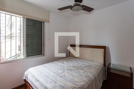 Suíte  de apartamento à venda com 2 quartos, 70m² em Santo Antônio, Belo Horizonte