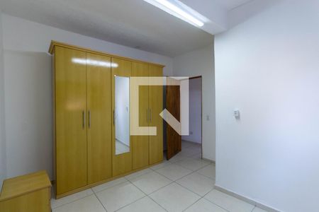 Quarto 1 de casa para alugar com 2 quartos, 45m² em Jardim Danfer, São Paulo