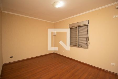 Quarto 1 de casa à venda com 2 quartos, 100m² em Vila Iório, São Paulo