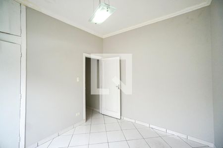 Casa à venda com 340m², 5 quartos e 4 vagas Casa à venda com 340m², 5 quartos e 4 vagasQuarto 04