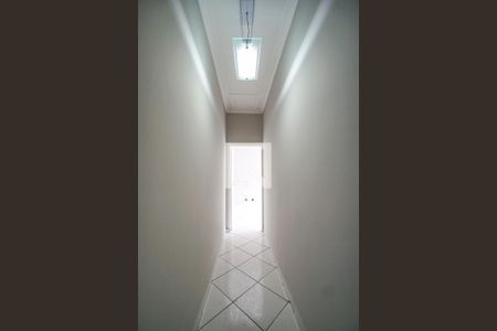 Casa à venda com 340m², 5 quartos e 4 vagas Casa à venda com 340m², 5 quartos e 4 vagasCorredor dos quartos