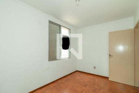 Quarto de apartamento para alugar com 2 quartos, 51m² em São Sebastião, Porto Alegre