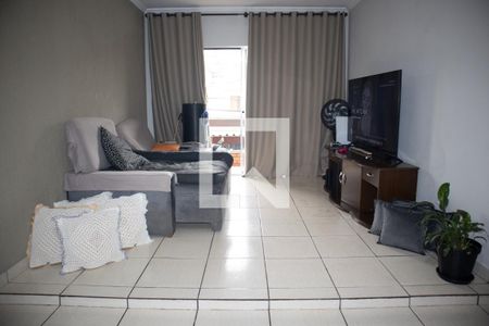 Sala de casa à venda com 3 quartos, 123m² em Vila Nova Mazzei, São Paulo
