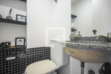 Lavabo de apartamento para alugar com 1 quarto, 78m² em Vila Suzana, São Paulo