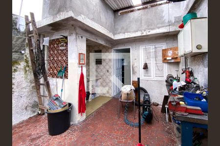 Quintal de casa à venda com 3 quartos, 140m² em Vila Tiradentes, São Paulo