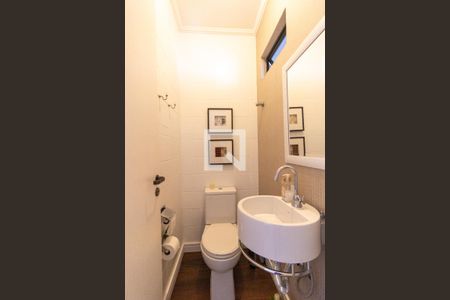 Lavabo de apartamento para alugar com 1 quarto, 90m² em Cabral, Curitiba