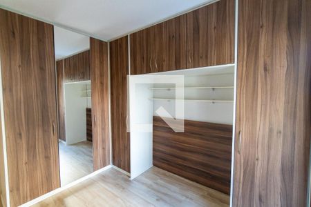 Quarto 1 - Armários de apartamento para alugar com 2 quartos, 80m² em Vila Guarani (z Sul), São Paulo