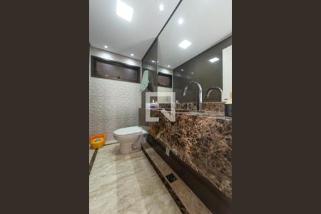 Lavabo de apartamento à venda com 3 quartos, 140m² em Saúde, São Paulo