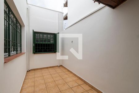 Área de luz de casa para alugar com 4 quartos, 164m² em Jardim Bela Vista, Campinas