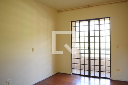 Quarto 2 de casa para alugar com 3 quartos, 102m² em Santa Cândida, Curitiba