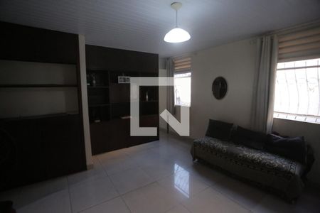 Sala de apartamento para alugar com 3 quartos, 89m² em Dom Cabral, Belo Horizonte