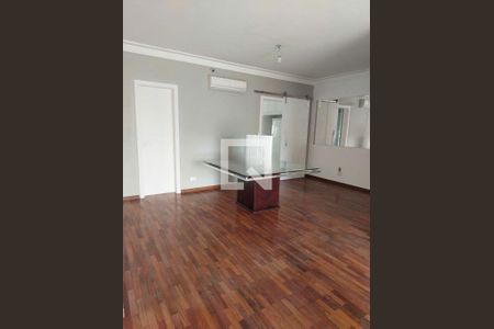 Apartamento à venda com 3 quartos, 132m² em Moema, São Paulo