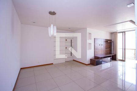 Sala de apartamento à venda com 3 quartos, 120m² em Icaraí, Niterói