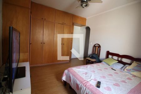 Quarto 1 de casa à venda com 5 quartos, 202m² em Vila Romero, São Paulo