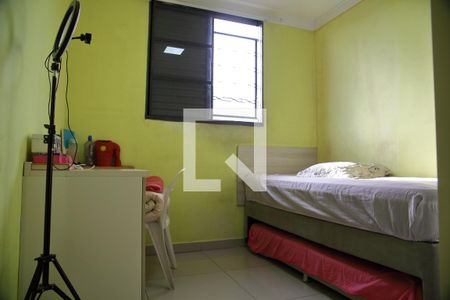 Quarto 2 de apartamento para alugar com 2 quartos, 45m² em Ferrazópolis, São Bernardo do Campo