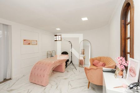 Salão de casa para alugar com 3 quartos, 200m² em Vila Congonhas, São Paulo