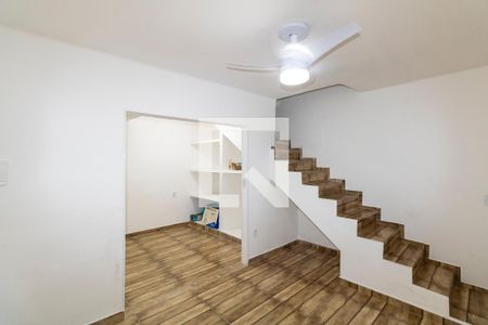 Sala de casa para alugar com 2 quartos, 150m² em Campo Grande, Rio de Janeiro