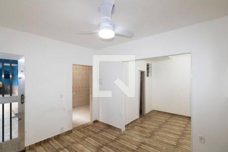 Sala de casa para alugar com 2 quartos, 150m² em Campo Grande, Rio de Janeiro