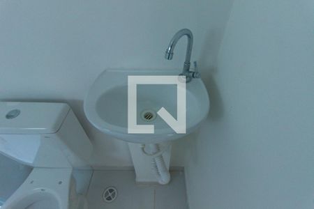Banheiro de kitnet/studio para alugar com 1 quarto, 41m² em Vila Alpina, São Paulo