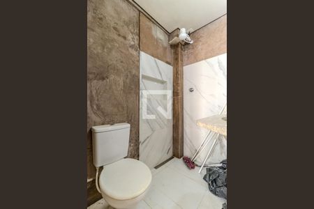 Banheiro de kitnet/studio para alugar com 1 quarto, 34m² em Campos Elíseos, São Paulo