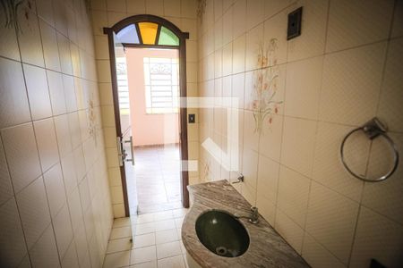 Banheiro 1 de casa à venda com 4 quartos, 300m² em Alto Caiçaras, Belo Horizonte