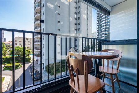 Sala/Cozinha - Varanda de apartamento para alugar com 1 quarto, 33m² em Pinheiros, São Paulo