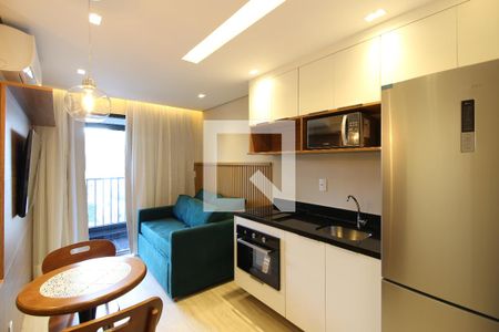 Sala/Cozinha de apartamento à venda com 1 quarto, 33m² em Pinheiros, São Paulo