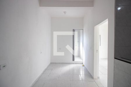 Sala de casa para alugar com 1 quarto, 48m² em Parque Santa Rita, São Paulo