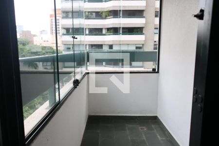 Apartamento à venda com 155m², 3 quartos e 2 vagas Apartamento à venda com 155m², 3 quartos e 2 vagasVaranda 1