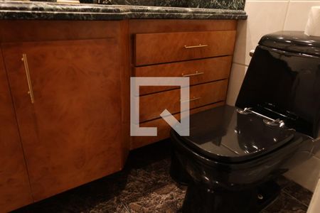 Apartamento à venda com 155m², 3 quartos e 2 vagas Apartamento à venda com 155m², 3 quartos e 2 vagasBanheiro