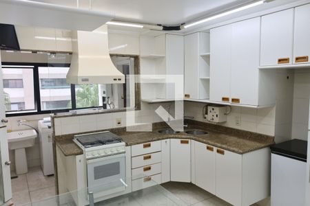 Apartamento à venda com 155m², 3 quartos e 2 vagas Apartamento à venda com 155m², 3 quartos e 2 vagasCozinha
