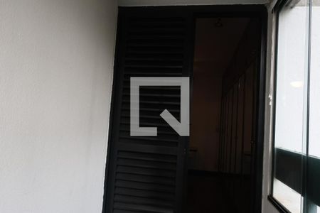 Apartamento à venda com 155m², 3 quartos e 2 vagas Apartamento à venda com 155m², 3 quartos e 2 vagasVaranda 1